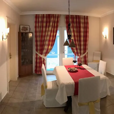 بيت للعطل Ferienvilla In Mit Pkw مرمريس